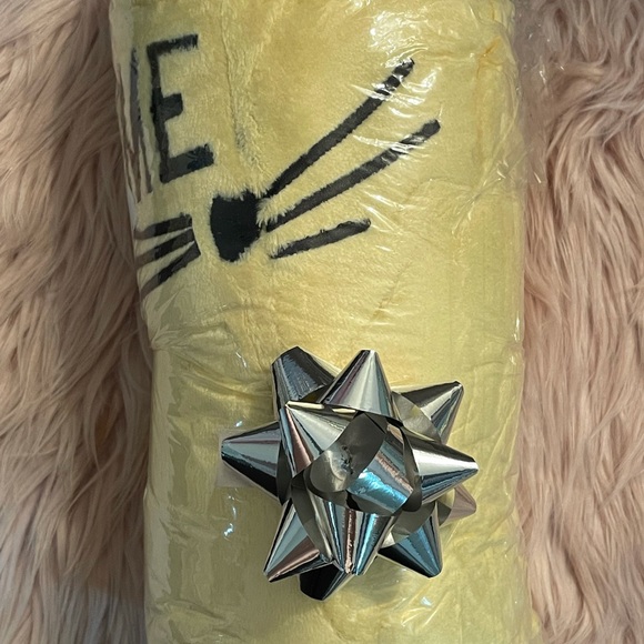 Brand new MEOW plushy comfy cozy lounge set. 🐱 PINK!✨ - Picture 10 of 16